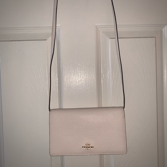 COACH White & Gold Convertible Crossbody/Wallet - Picture 6 of 6